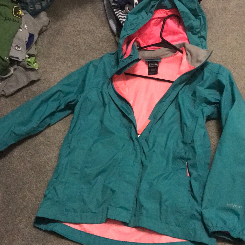 Girls north face haven’t jacket